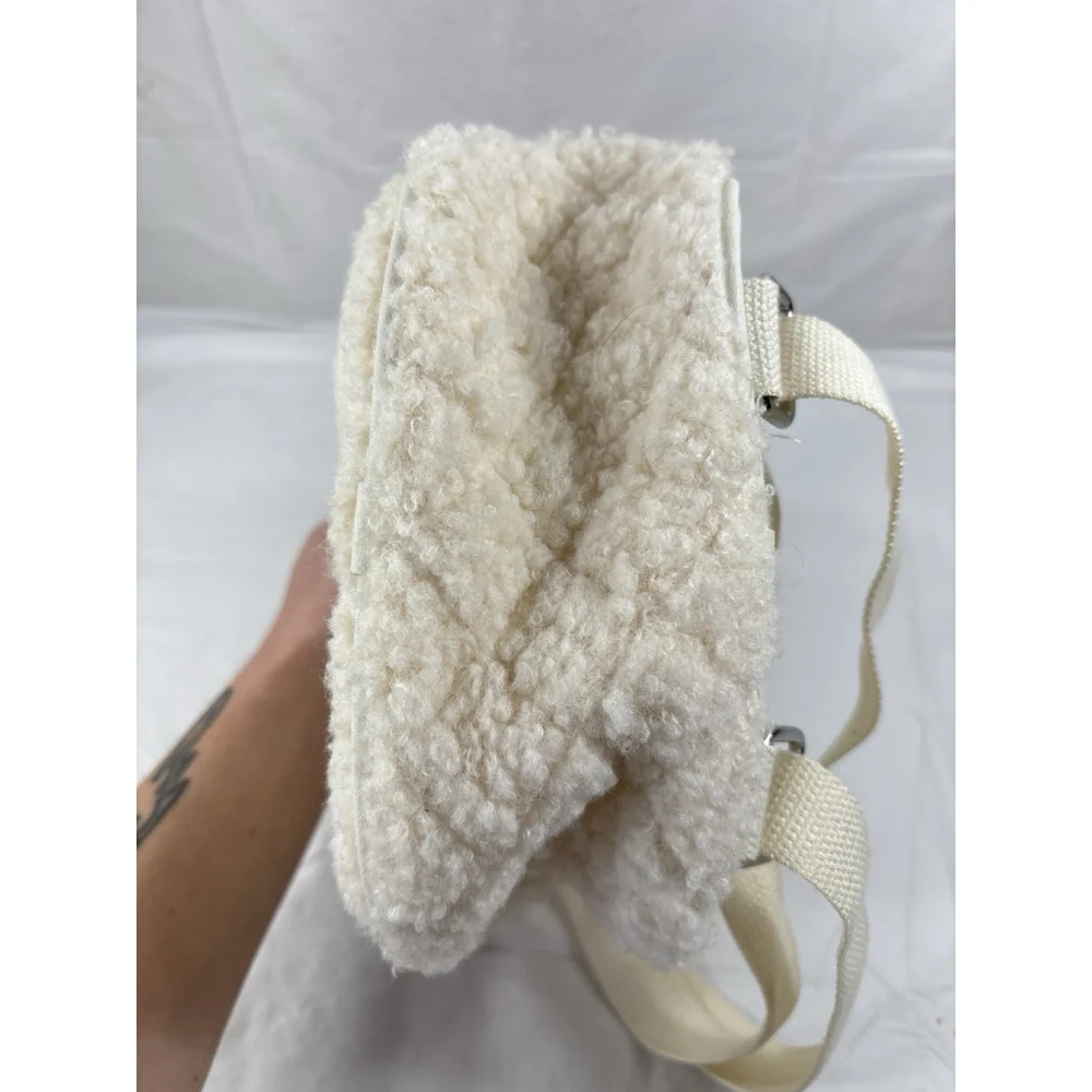 Art classSMALL FAUX FUR backpack